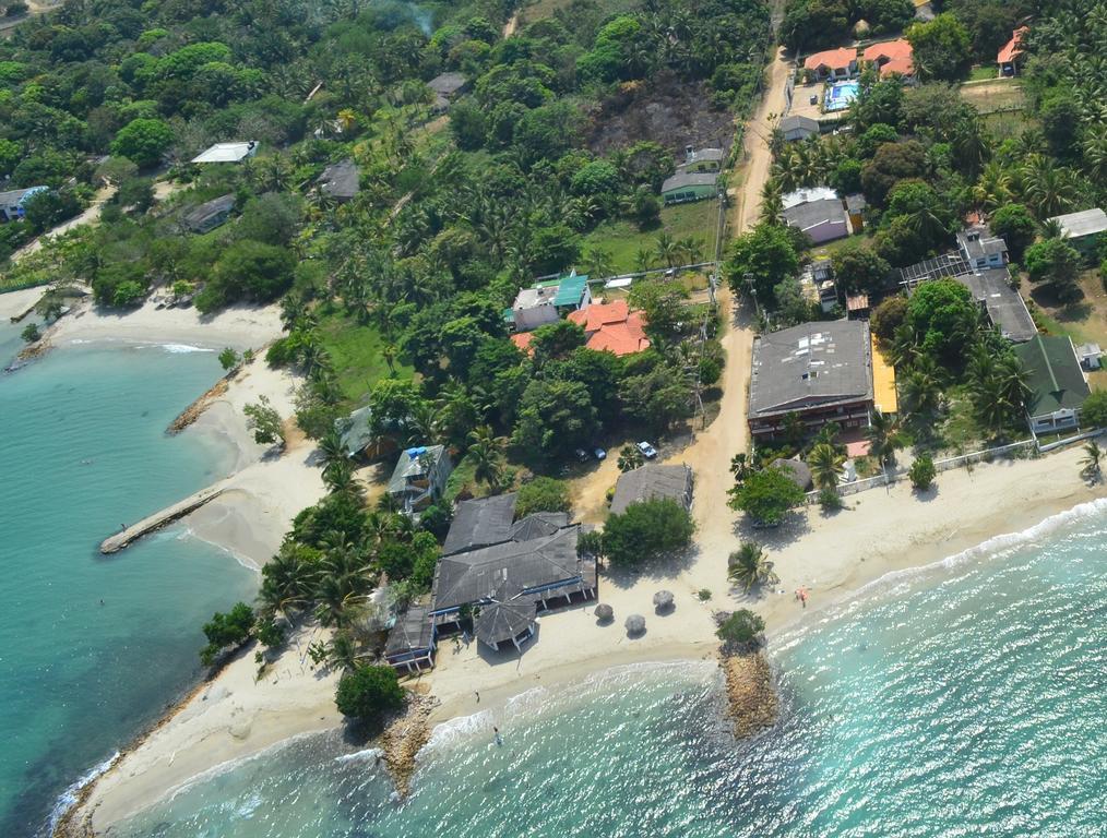 Condominio Atlantis Ковеньяс Экстерьер фото